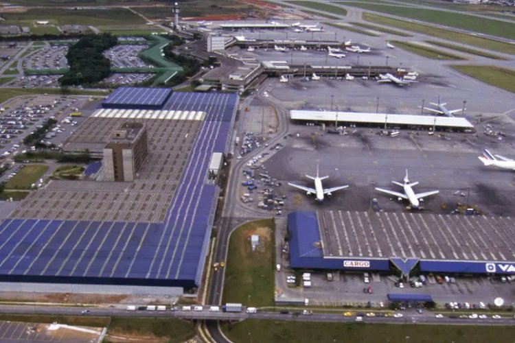 Com alta do querosene de aviação, aéreas cobram soluções para o setor