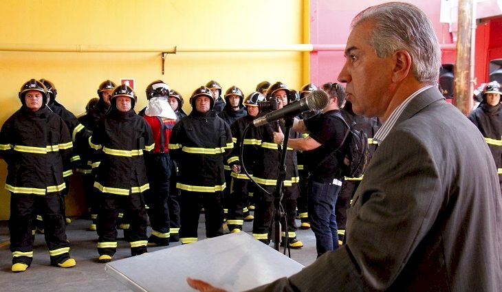 Governo promove 22 bombeiros militares por antiguidade