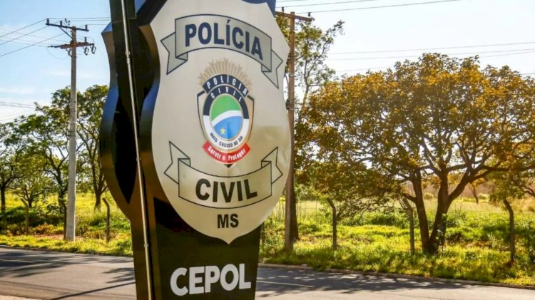 Mãe e padrasto são levados à delegacia após menino ser agredido e deixado sem comida