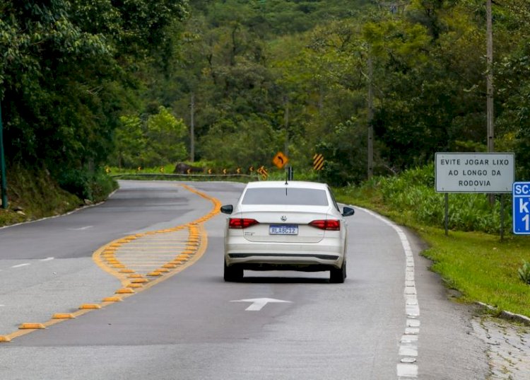 Serra Dona Francisca será fechada no km 15,8 para remoção de container