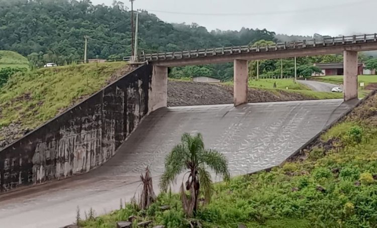 Defesa Civil do Estado informa sobre operação nas barragens