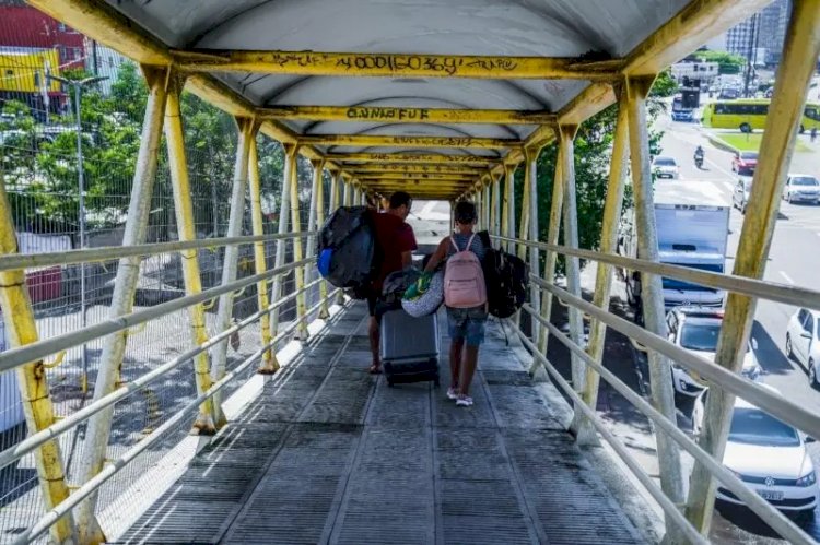 Florianópolis adota 2 medidas para reduzir chegada em massa de pessoas em situação de rua