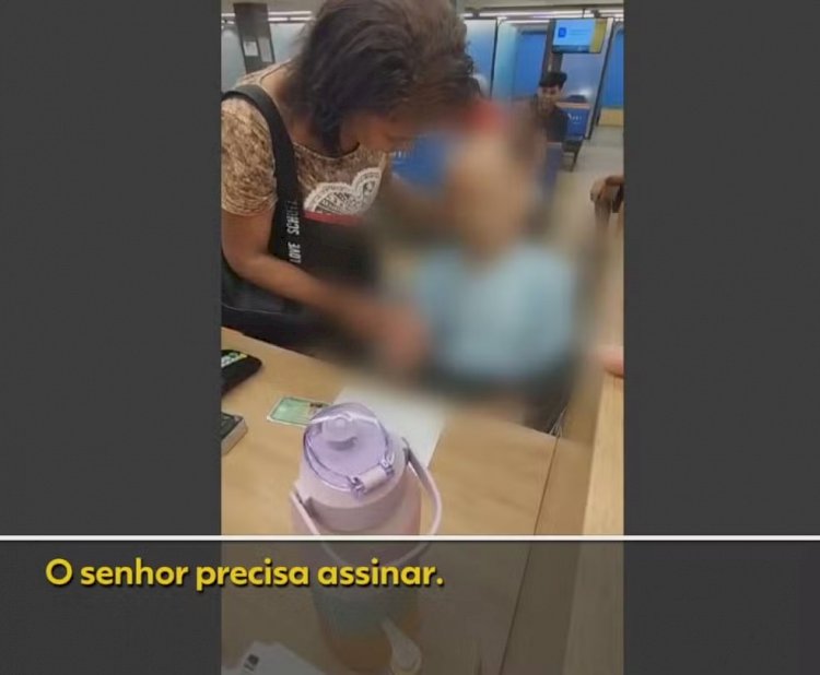 Mulher leva morto em cadeira de rodas para sacar empréstimo de R$ 17 mil e pede a ele: 'Assina'