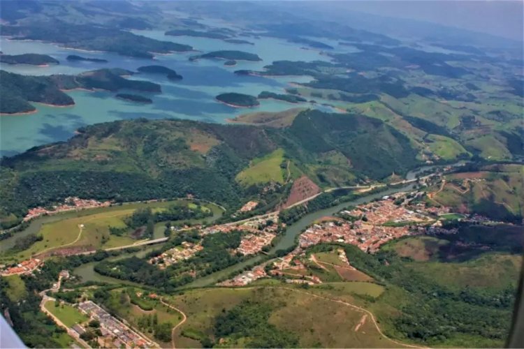 Paraibuna: avião de Florianópolis caiu na mesma região de tragédia com helicóptero em 2024